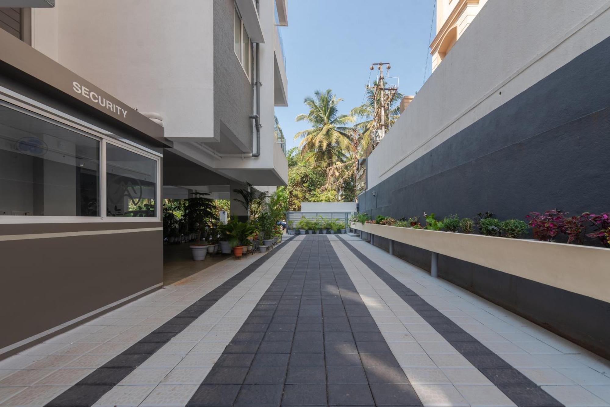 Manipal Atalia Service Apartments Exteriör bild